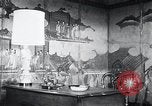 Image Appartement meublé avec le mobilier japonais et d'artefacts Arlington Virginia USA, 1964, de la seconde 51 séquences d'archives historiques vidéo 65675025205