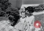 Image Maison typique américaine Washington DC suburbs USA, 1964, de la seconde 33 séquences d'archives historiques vidéo 65675025206