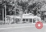 Image Maison typique américaine Washington DC suburbs USA, 1964, de la seconde 53 séquences d'archives historiques vidéo 65675025206