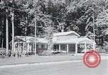 Image Maison typique américaine Washington DC suburbs USA, 1964, de la seconde 56 séquences d'archives historiques vidéo 65675025206