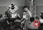 Immagine di Attenzione a 4h club e CARE Self Help Somerset County New Jersey USA, 1950, secondo 3 filmato di repertorio 65675025212