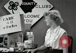 Immagine di Attenzione a 4h club e CARE Self Help Somerset County New Jersey USA, 1950, secondo 18 filmato di repertorio 65675025212