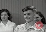 Immagine di Attenzione a 4h club e CARE Self Help Somerset County New Jersey USA, 1950, secondo 37 filmato di repertorio 65675025212