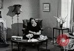 Immagine di Il gruppo di donne americane discutere circa il progetto di cura Memphis Tennessee USA, 1950, secondo 9 filmato di repertorio 65675025213