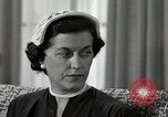 Immagine di Il gruppo di donne americane discutere circa il progetto di cura Memphis Tennessee USA, 1950, secondo 26 filmato di repertorio 65675025213