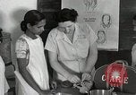 Immagine di CARE Self Help per rilievo generale ostetricia India Haryana, 1950, secondo 32 filmato di repertorio 65675025215