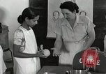 Immagine di CARE Self Help per rilievo generale ostetricia India Haryana, 1950, secondo 43 filmato di repertorio 65675025215