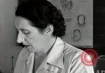 Immagine di CARE Self Help per rilievo generale ostetricia India Haryana, 1950, secondo 44 filmato di repertorio 65675025215