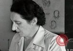 Immagine di CARE Self Help per rilievo generale ostetricia India Haryana, 1950, secondo 45 filmato di repertorio 65675025215
