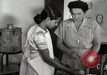 Immagine di CARE Self Help per rilievo generale ostetricia India Haryana, 1950, secondo 49 filmato di repertorio 65675025215
