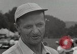 Immagine di Le persone hanno contribuito a cura di Self-help project New York United States USA, 1950, secondo 17 filmato di repertorio 65675025217