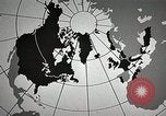 Immagine di American Life per il ritorno dei soldati dopo la seconda guerra mondiale United States USA, 1952, secondo 21 filmato di repertorio 65675025219