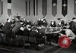 Image American technologiques dans l'énergie nucléaire l'agriculture et l'exploitation minière United States USA, 1953, de la seconde 22 séquences d'archives historiques vidéo 65675025221