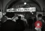Image American technologiques dans l'énergie nucléaire l'agriculture et l'exploitation minière United States USA, 1953, de la seconde 52 séquences d'archives historiques vidéo 65675025221