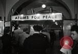 Image American technologiques dans l'énergie nucléaire l'agriculture et l'exploitation minière United States USA, 1953, de la seconde 53 séquences d'archives historiques vidéo 65675025221