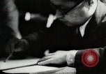 Standbild Sendeanstalten ankündigen Japanese Naval Siege Japan, 1942, aus Sekunde 40 historischem Filmmaterial Videoclip 65675025224
