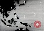 Standbild japanischen Flugzeugen Angriff holländische Schiffe Java Meer, 1942, aus Sekunde 7 historischem Filmmaterial Videoclip 65675025226