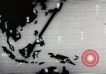 Standbild japanischen Flugzeugen Angriff holländische Schiffe Java Meer, 1942, aus Sekunde 11 historischem Filmmaterial Videoclip 65675025226