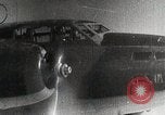 Standbild japanischen Flugzeugen Angriff holländische Schiffe Java Meer, 1942, aus Sekunde 37 historischem Filmmaterial Videoclip 65675025226