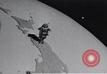 Standbild Kaiser und seine Kraft stärken Japan auf Weltkugel Japan, 1950, aus Sekunde 10 historischem Filmmaterial Videoclip 65675025238