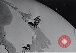 Standbild Kaiser und seine Kraft stärken Japan auf Weltkugel Japan, 1950, aus Sekunde 11 historischem Filmmaterial Videoclip 65675025238