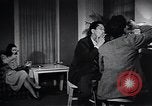 Standbild Professionelle Arbeitsplätze moderner japanischer Frauen Japan, 1950, aus Sekunde 7 historischem Filmmaterial Videoclip 65675025239