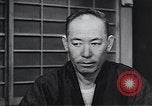 Standbild Professionelle Arbeitsplätze moderner japanischer Frauen Japan, 1950, aus Sekunde 26 historischem Filmmaterial Videoclip 65675025239