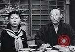 Standbild Professionelle Arbeitsplätze moderner japanischer Frauen Japan, 1950, aus Sekunde 28 historischem Filmmaterial Videoclip 65675025239