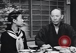 Standbild Professionelle Arbeitsplätze moderner japanischer Frauen Japan, 1950, aus Sekunde 31 historischem Filmmaterial Videoclip 65675025239