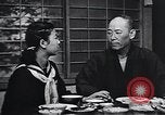 Standbild Professionelle Arbeitsplätze moderner japanischer Frauen Japan, 1950, aus Sekunde 36 historischem Filmmaterial Videoclip 65675025239