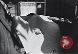 Standbild Professionelle Arbeitsplätze moderner japanischer Frauen Japan, 1950, aus Sekunde 44 historischem Filmmaterial Videoclip 65675025239
