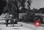 Standbild Professionelle Arbeitsplätze moderner japanischer Frauen Japan, 1950, aus Sekunde 62 historischem Filmmaterial Videoclip 65675025239