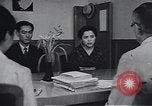 Image la progression des femmes dans la société japonaise Japon, 1950, de la seconde 46 séquences d'archives historiques vidéo 65675025240