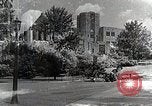 Image étudiant japonais habituates lui-même à la vie universitaire Bloomington Indiana USA, 1951, de la seconde 5 séquences d'archives historiques vidéo 65675025242