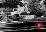 Standbild Studenten machen eine Reise nach Mark Twains Home Bloomington Indiana USA, 1951, aus Sekunde 51 historischem Filmmaterial Videoclip 65675025246