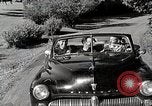Standbild Studenten machen eine Reise nach Mark Twains Home Bloomington Indiana USA, 1951, aus Sekunde 60 historischem Filmmaterial Videoclip 65675025246