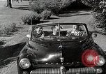 Standbild Studenten machen eine Reise nach Mark Twains Home Bloomington Indiana USA, 1951, aus Sekunde 62 historischem Filmmaterial Videoclip 65675025246