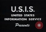 Image femmes scientifiques et des travailleurs d'usine New York United States USA, 1950, de la seconde 8 séquences d'archives historiques vidéo 65675025247