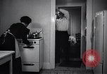 Standbild Leben der amerikanischen arbeiten Frau New York United States USA, 1950, aus Sekunde 16 historischem Filmmaterial Videoclip 65675025248
