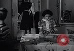 Standbild Leben der amerikanischen arbeiten Frau New York United States USA, 1950, aus Sekunde 36 historischem Filmmaterial Videoclip 65675025248
