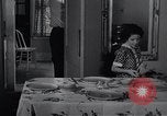 Standbild Leben der amerikanischen arbeiten Frau New York United States USA, 1950, aus Sekunde 37 historischem Filmmaterial Videoclip 65675025248