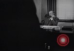 Immagine di Donna americana lavora come segretaria personale New York United States USA, 1950, secondo 22 filmato di repertorio 65675025250