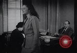 Immagine di Donna americana lavora come segretaria personale New York United States USA, 1950, secondo 58 filmato di repertorio 65675025250