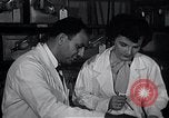 Image Women in American force de travail New York United States USA, 1950, de la seconde 33 séquences d'archives historiques vidéo 65675025251
