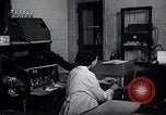 Image Women in American force de travail New York United States USA, 1950, de la seconde 54 séquences d'archives historiques vidéo 65675025251