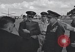 Standbild General Walter C Sweeney eintrifft Homestead Florida United States USA, 1962, aus Sekunde 8 historischem Filmmaterial Videoclip 65675025259