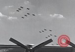 Standbild Präsident John F Kennedy kommt auf der Homestead Air Force Base an Homestead Florida USA, 1962, aus Sekunde 9 historischem Filmmaterial Videoclip 65675025267