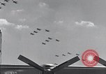 Standbild Präsident John F Kennedy kommt auf der Homestead Air Force Base an Homestead Florida USA, 1962, aus Sekunde 10 historischem Filmmaterial Videoclip 65675025267