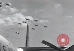 Standbild Präsident John F Kennedy kommt auf der Homestead Air Force Base an Homestead Florida USA, 1962, aus Sekunde 12 historischem Filmmaterial Videoclip 65675025267