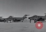 Standbild Präsident John F Kennedy kommt auf der Homestead Air Force Base an Homestead Florida USA, 1962, aus Sekunde 33 historischem Filmmaterial Videoclip 65675025267